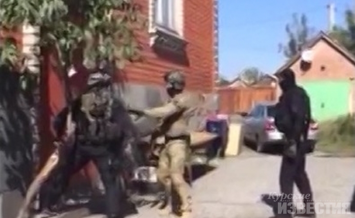 Курск. Полицейские задержали мужчину, который подозревается в мошенничестве с грузоперевозками Курск. Полицейские задержали мужчину, который подозревается в мошенничестве с грузоперевозками